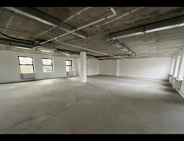 305M² OFFICE TO LET IN MOWBRAY